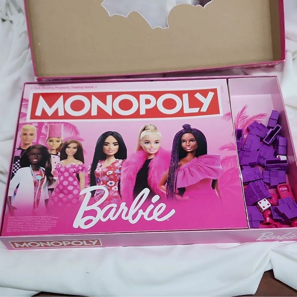 Barbie Monopoly Board Game, 2-6 Players, Ages 8+ Good Condition!